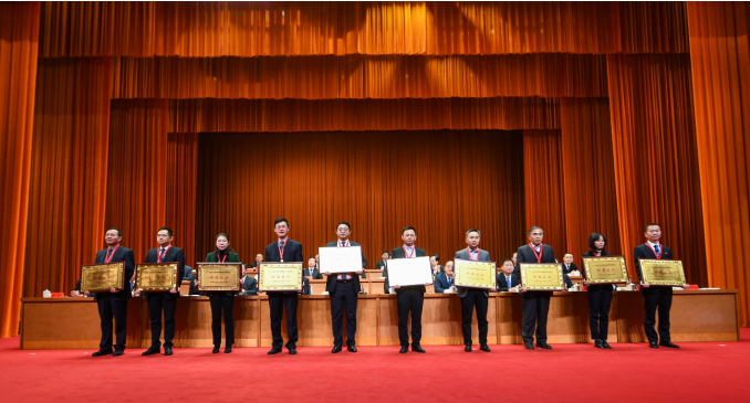 乐动游戏官网蝉联殊荣